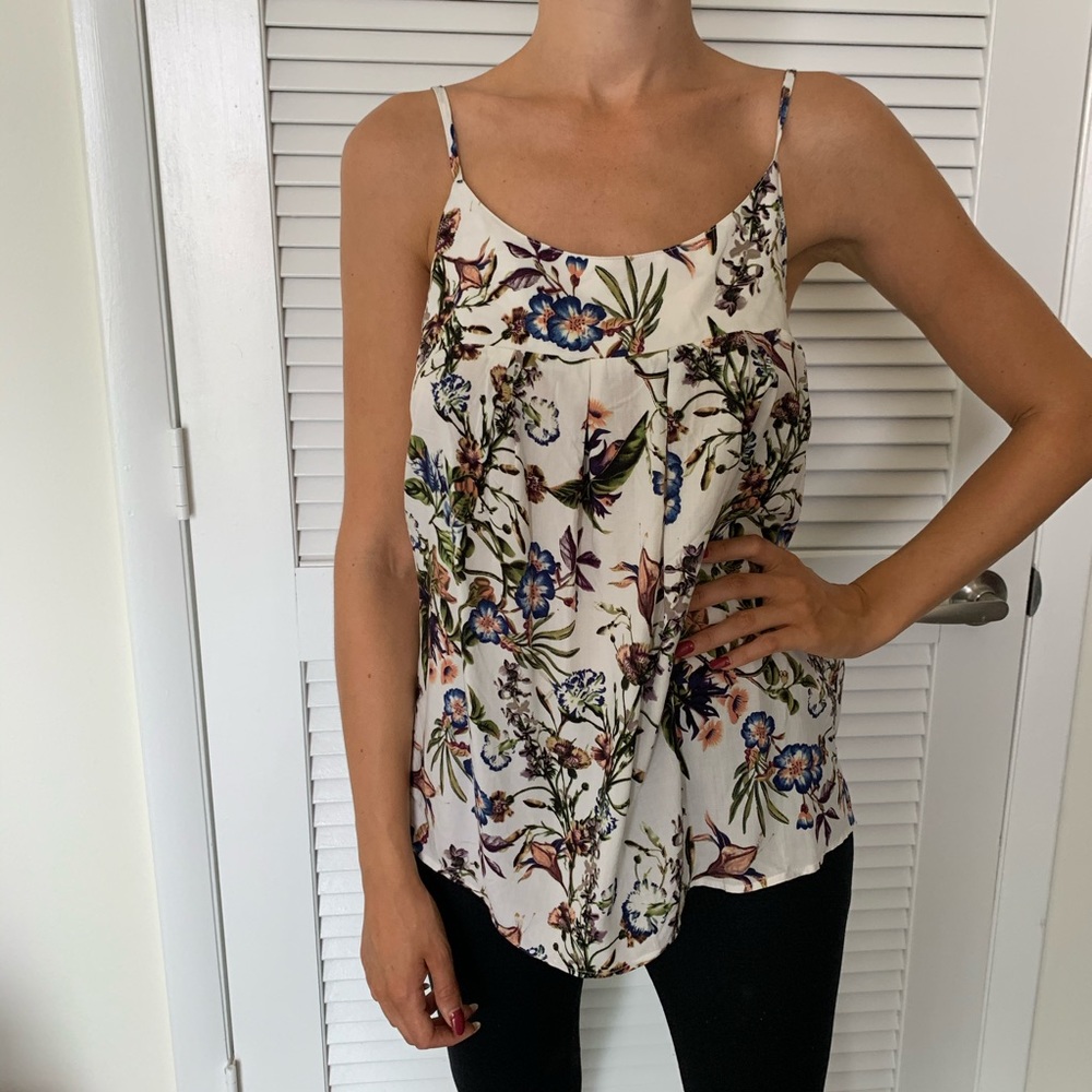 Feminine top